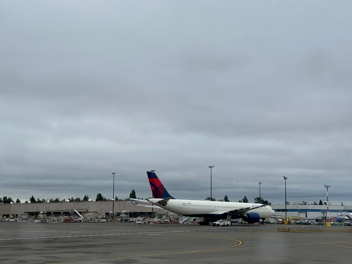 seattle-airport-trespassing
