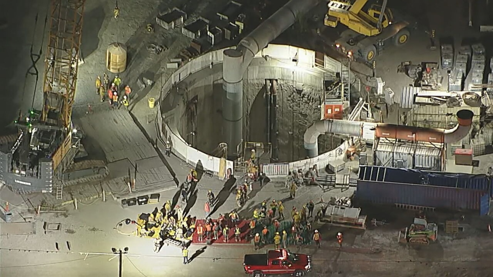 tunnel-collapse-los-angeles-rescue