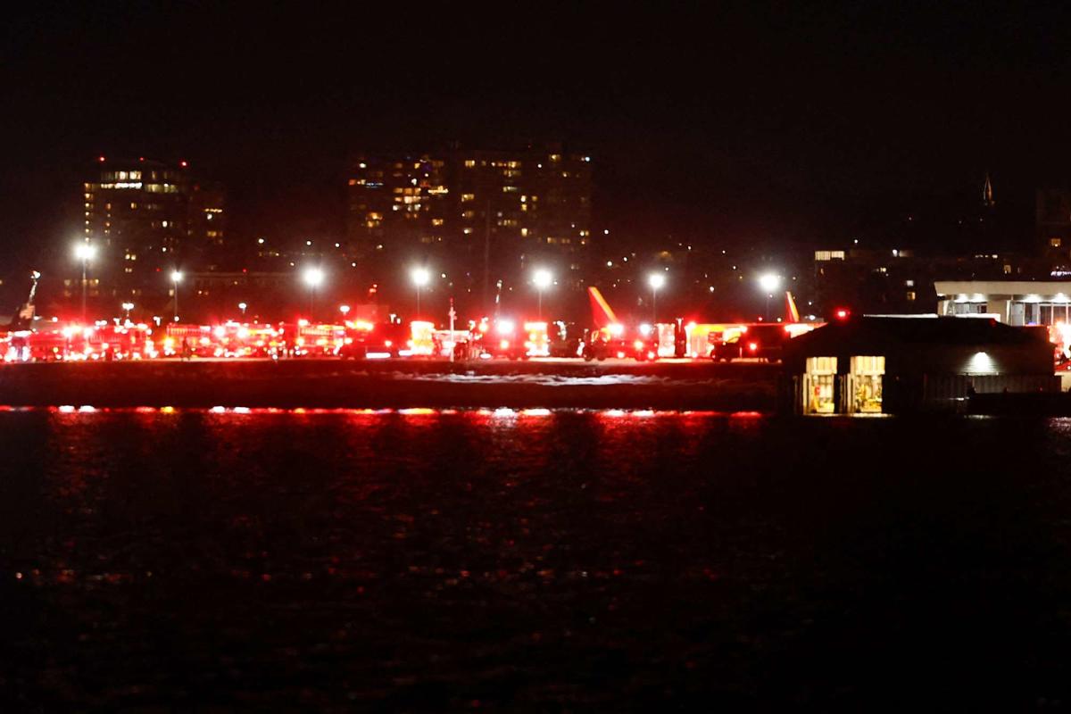 american-airlines-plane-crash-dc
