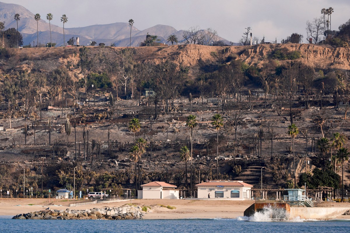 firefighters-los-angeles-wildfires
