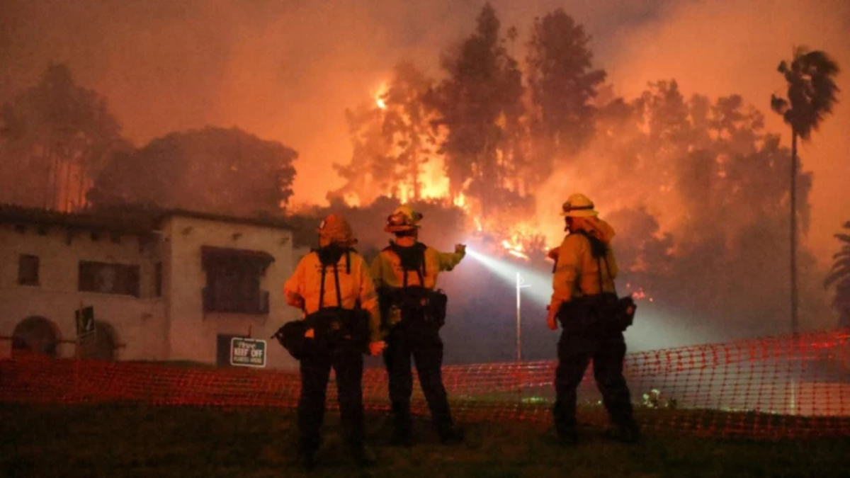 los-angeles-fires-hollywood-hills