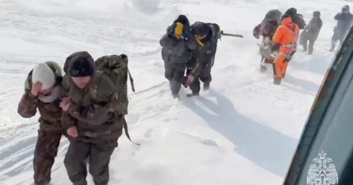 ice-rescue-139-fishermen-pacific