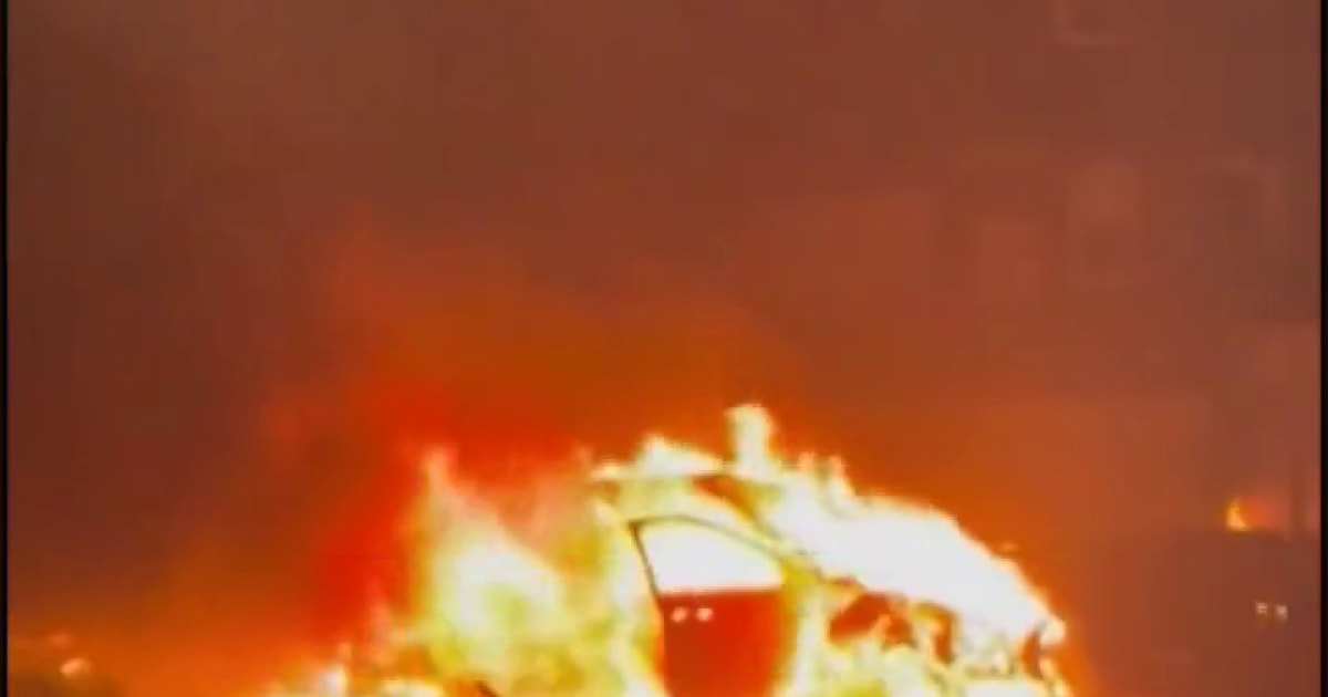 plane-crash-philadelphia-fires
